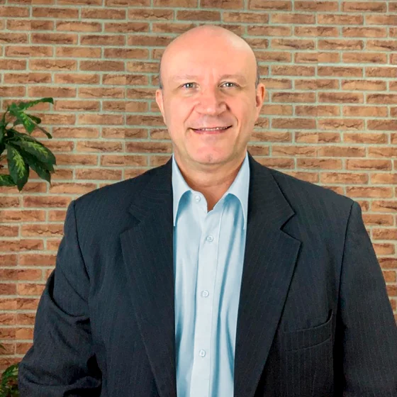 Fotografía de Dr. Plínio Augusto Tomaz, Gestión de clínicas y administración hospitalaria